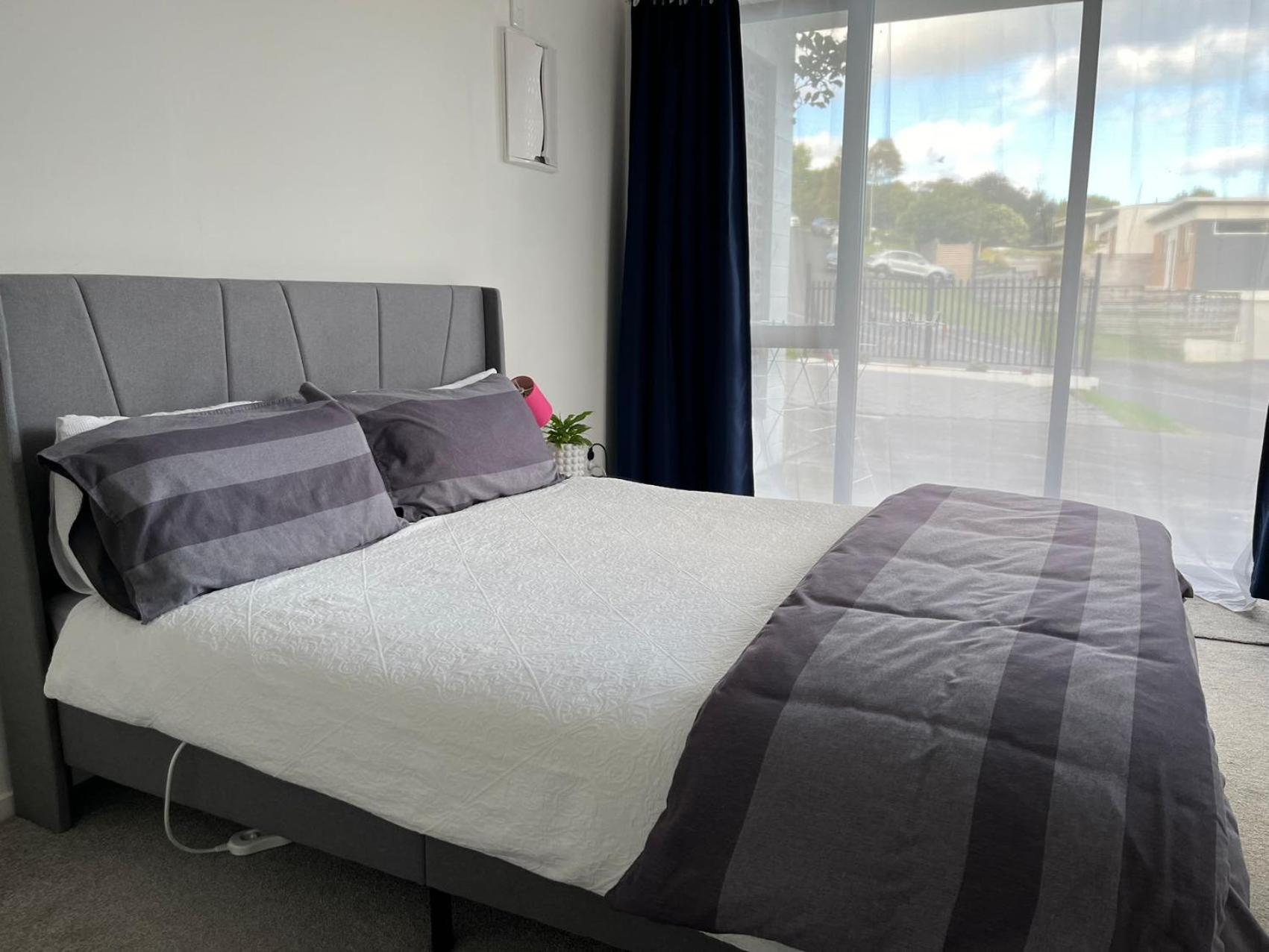 Totara Vale, Free Coffee, Parking And Wifi, Near Glenfield Mall And Highway 18,1 Auckland Exterior foto